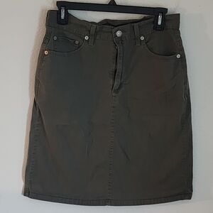 Levi's Mile High Skirt Army Green 5 Pocket Zip & Button Closure Misses Sz 6